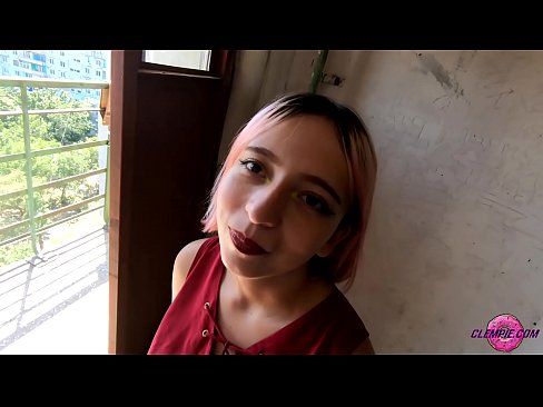 ❤️ Une étudiante sensuelle suce un étranger dans l'Outback - sperme sur son visage ❤️ Sexe at fr.myastro.top ❌